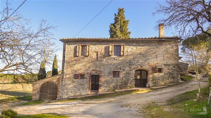 Image No.16-7 Bed Apartment for sale