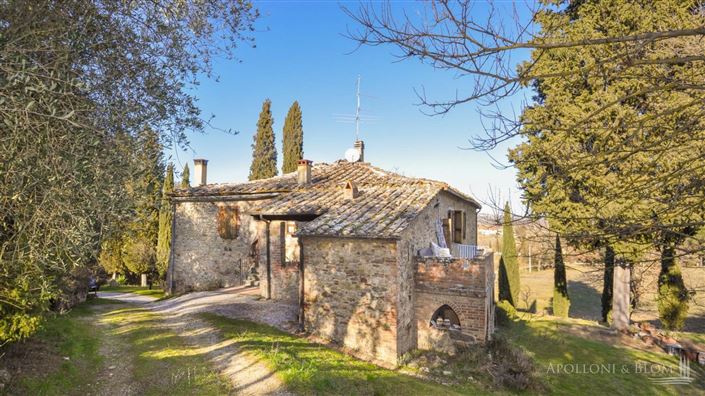 Image No.17-7 Bed Apartment for sale