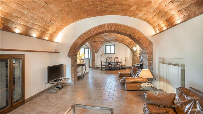 Image No.2-7 Bed Apartment for sale