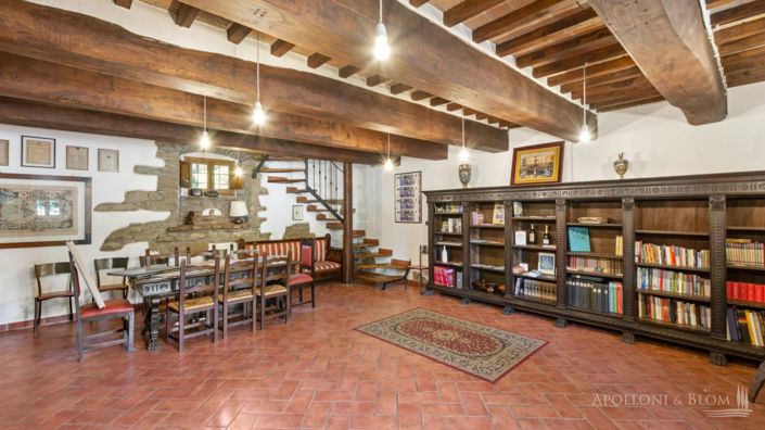 Image No.12-14 Bed Apartment for sale