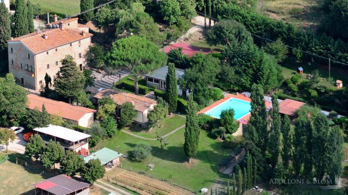 Image No.9-14 Bed Apartment for sale