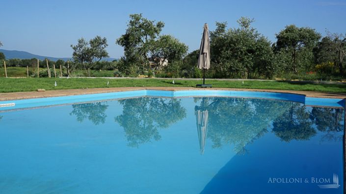 Image No.15-8 Bed Apartment for sale