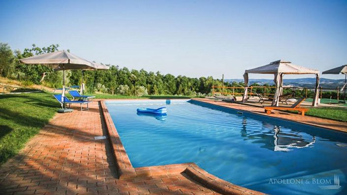 Image No.16-8 Bed Apartment for sale