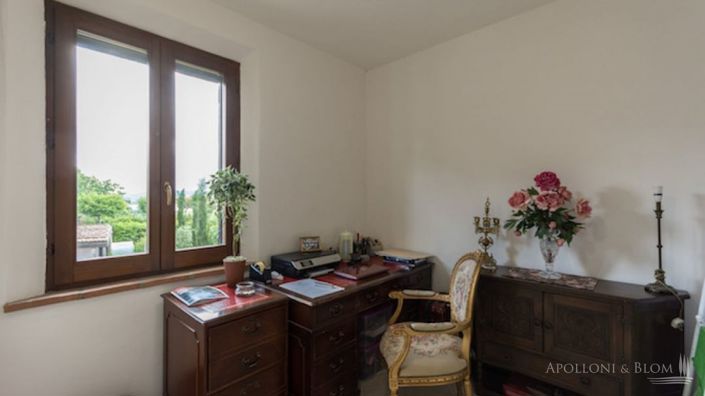 Image No.18-2 Bed Country House for sale