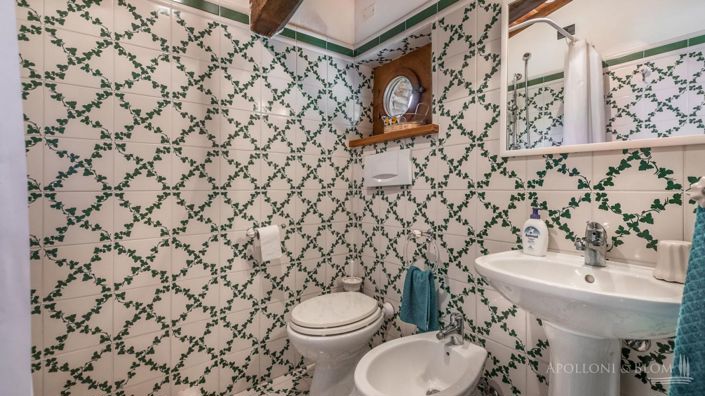 Image No.22-4 Bed Apartment for sale