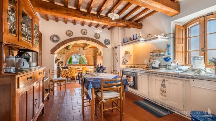 Image No.6-4 Bed Apartment for sale