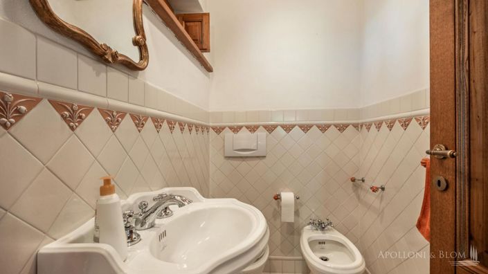 Image No.9-4 Bed Apartment for sale