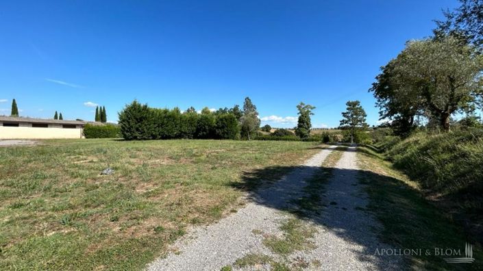 Image No.11-8 Bed Plot for sale