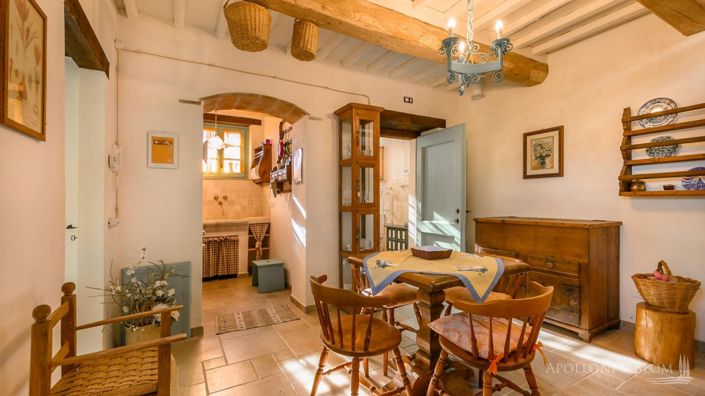 Image No.11-6 Bed Apartment for sale