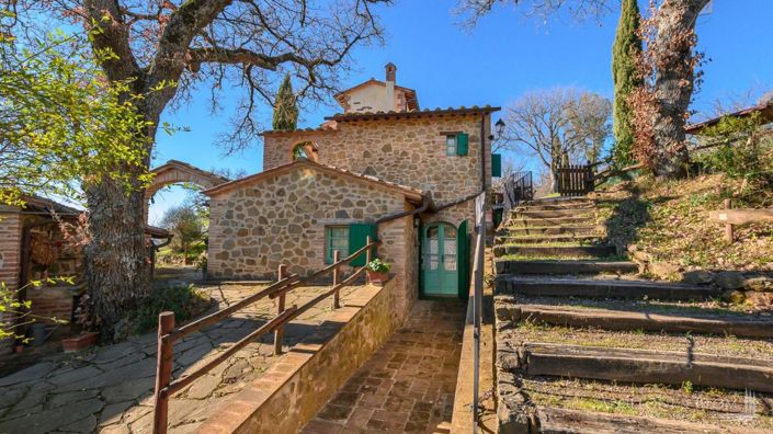 Image No.18-6 Bed Apartment for sale