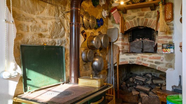 Image No.25-6 Bed Apartment for sale