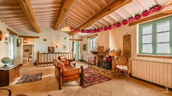 Image No.6-6 Bed Apartment for sale