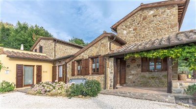 1 - Paciano, Country House