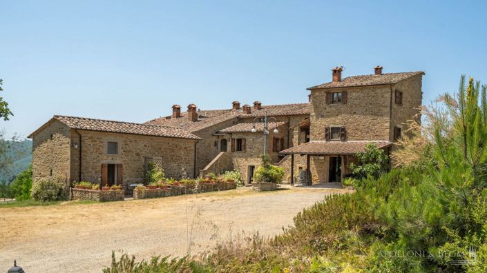 Image No.10-Appartement de 16 chambres à vendre à Arezzo