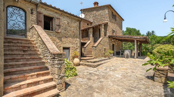 Image No.11-Appartement de 16 chambres à vendre à Arezzo