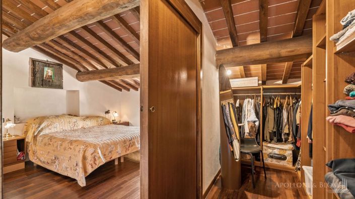 Image No.16-Appartement de 16 chambres à vendre à Arezzo