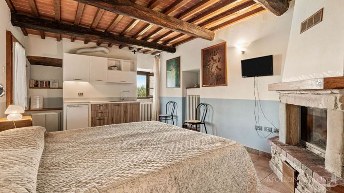 Image No.19-Appartement de 16 chambres à vendre à Arezzo