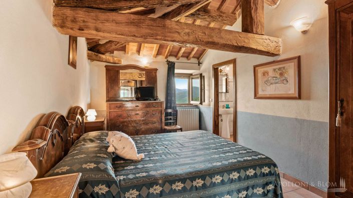 Image No.23-Appartement de 16 chambres à vendre à Arezzo