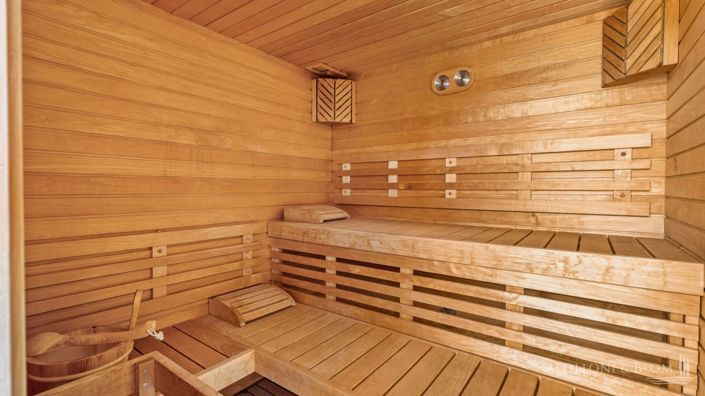 Image No.30-Appartement de 16 chambres à vendre à Arezzo