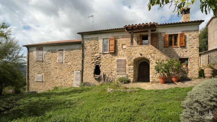 Image No.27-8 Bed Apartment for sale