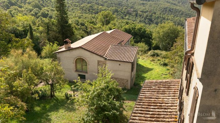 Image No.28-8 Bed Apartment for sale