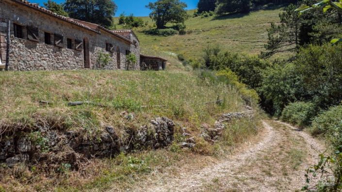 Image No.22-3 Bed Apartment for sale