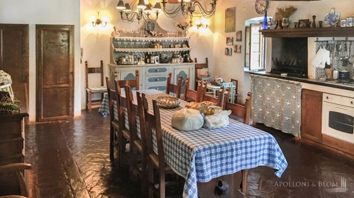 Image No.5-6 Bed Apartment for sale