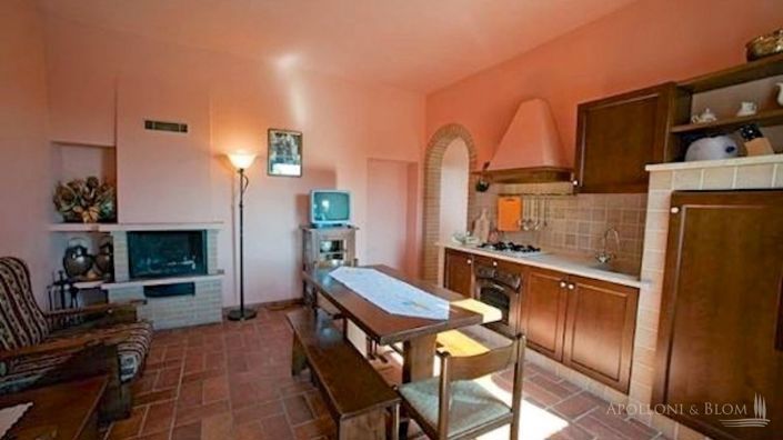 Image No.4-Appartement de 8 chambres à vendre à Sarteano