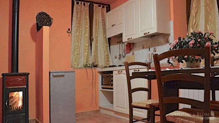 Image No.9-Appartement de 8 chambres à vendre à Sarteano