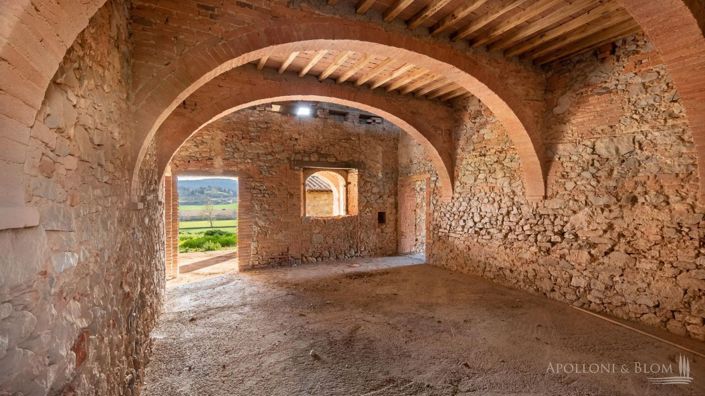 Image No.19-6 Bed Apartment for sale