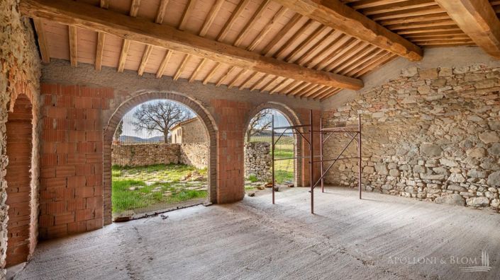 Image No.21-6 Bed Apartment for sale