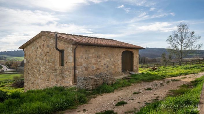 Image No.26-6 Bed Apartment for sale