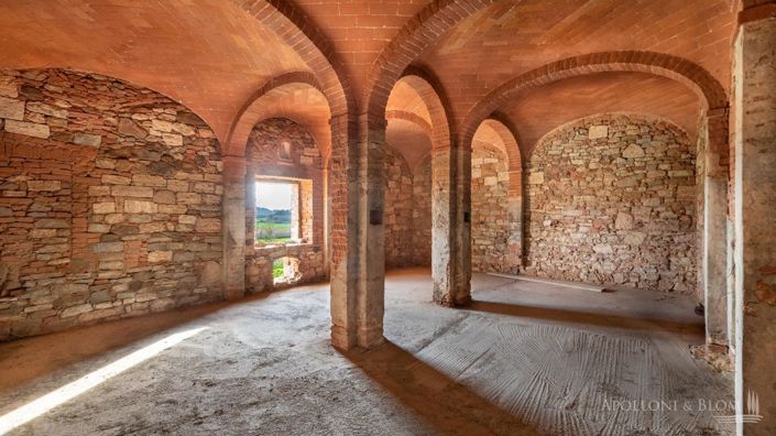 Image No.9-6 Bed Apartment for sale