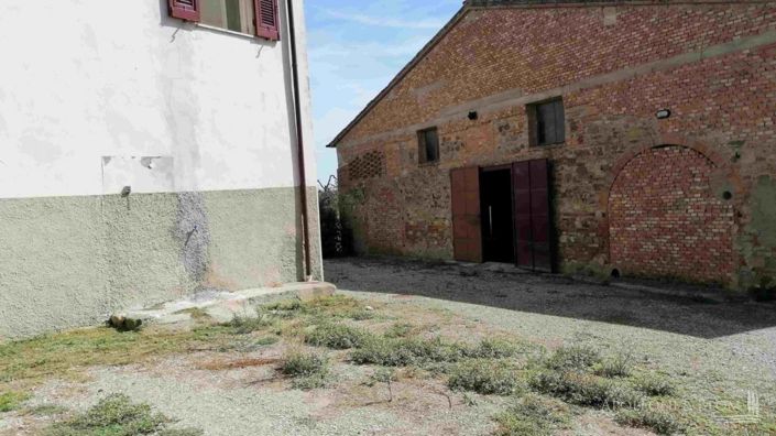 Image No.27-13 Bed Vineyard for sale