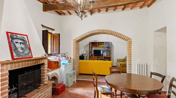 Image No.21-12 Bed Apartment for sale