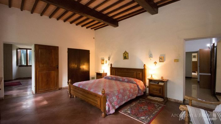 Image No.26-8 Bed Apartment for sale