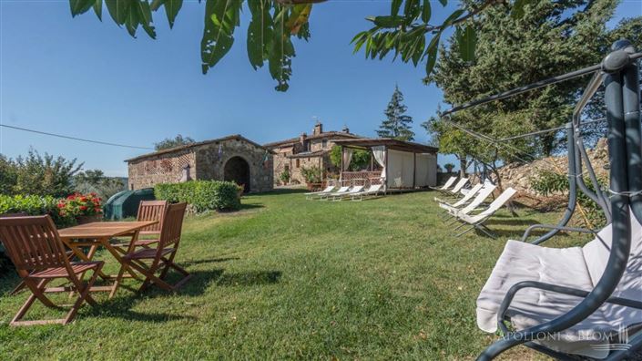 Image No.28-6 Bed Apartment for sale