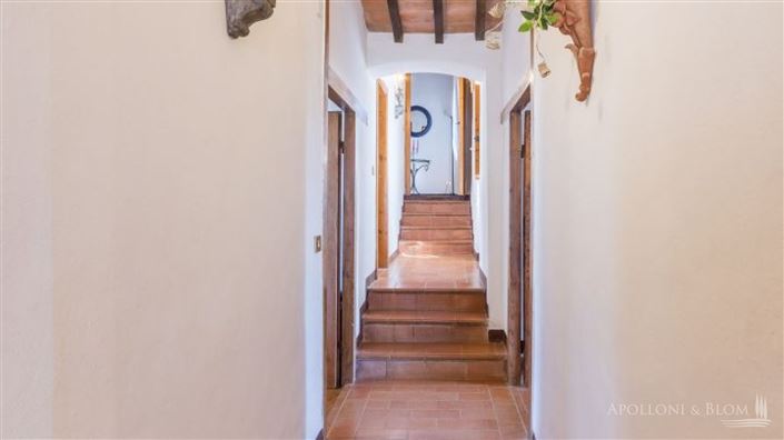 Image No.7-6 Bed Apartment for sale