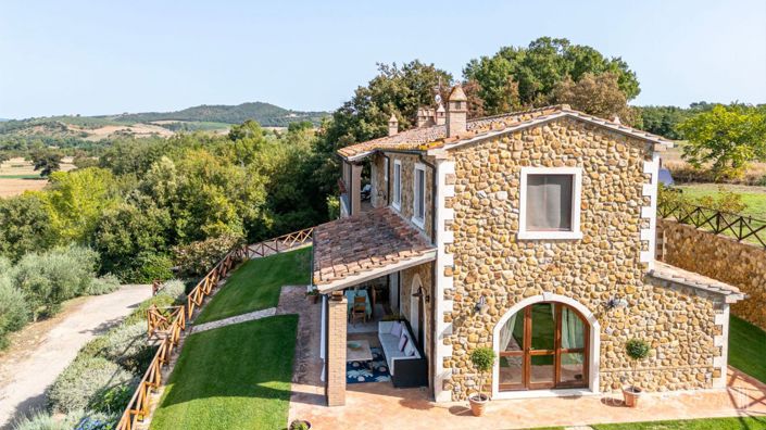 Image No.3-4 Bed Villa for sale