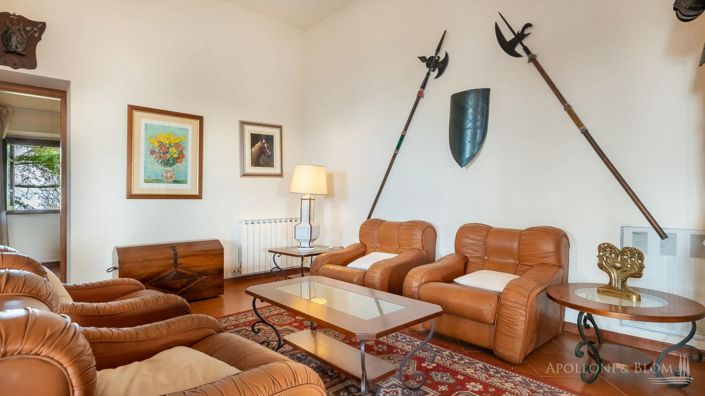 Image No.17-13 Bed Apartment for sale