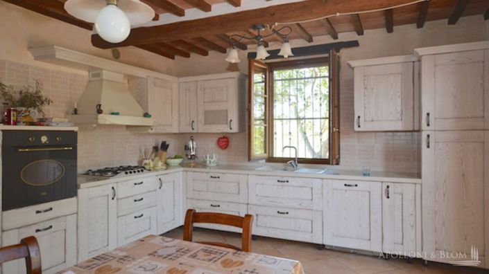 Image No.2-5 Bed Apartment for sale