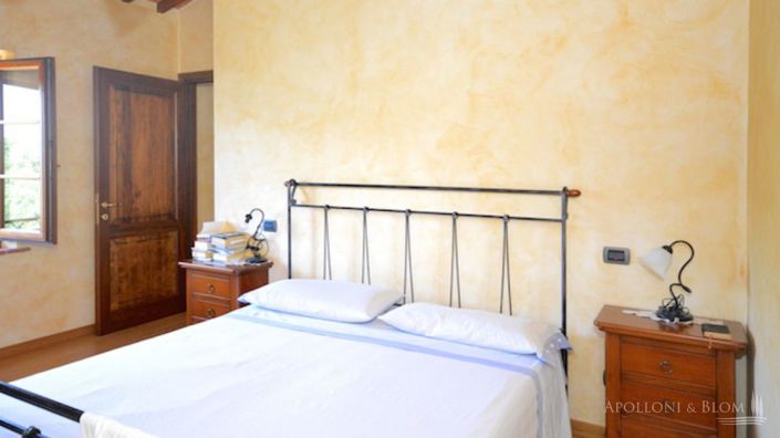 Image No.8-5 Bed Apartment for sale