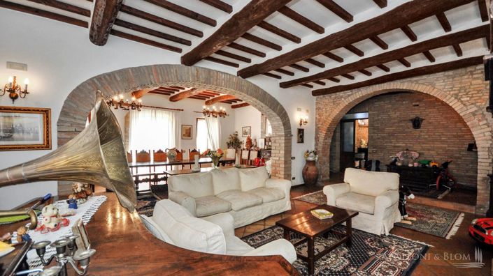 Image No.19-Villa de 7 chambres à vendre à Perugia