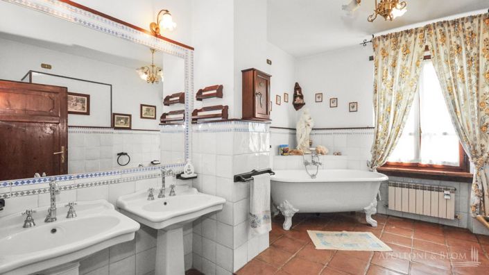 Image No.22-Villa de 7 chambres à vendre à Perugia