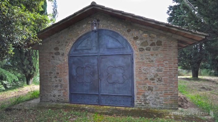 Image No.24-6 Bed Apartment for sale