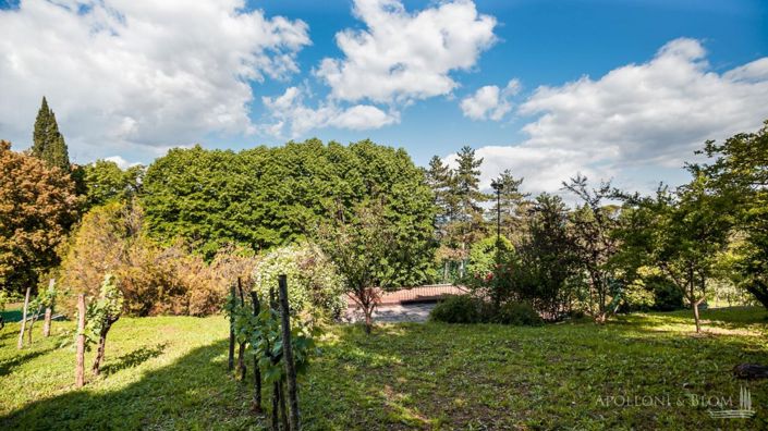 Image No.28-8 Bed Villa for sale