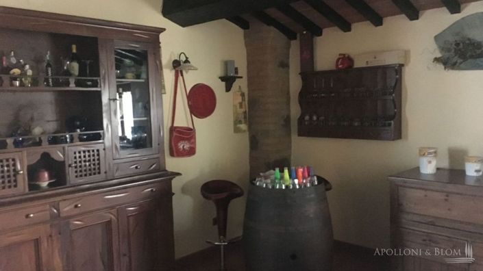 Image No.21-6 Bed Apartment for sale