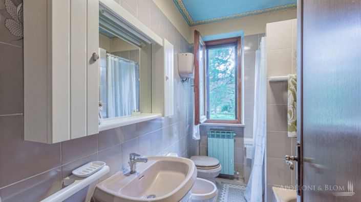 Image No.10-3 Bed Apartment for sale