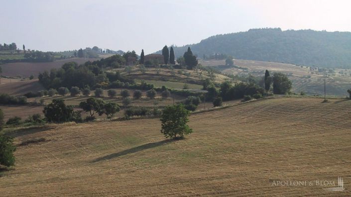 Image No.13-6 Bed Apartment for sale