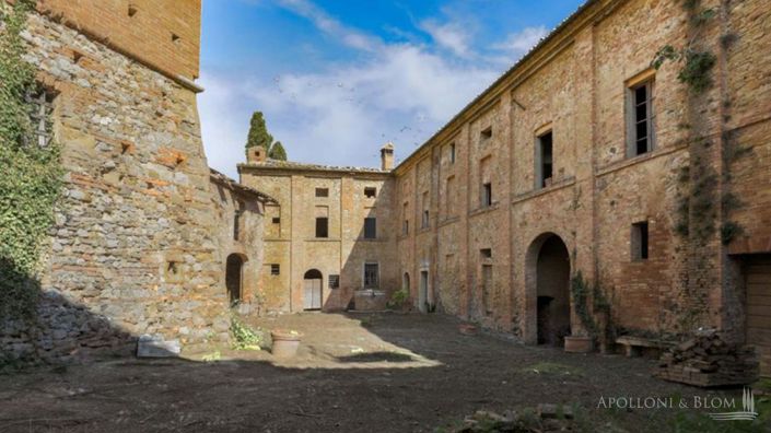 Image No.16-10 Bed Chateaux for sale